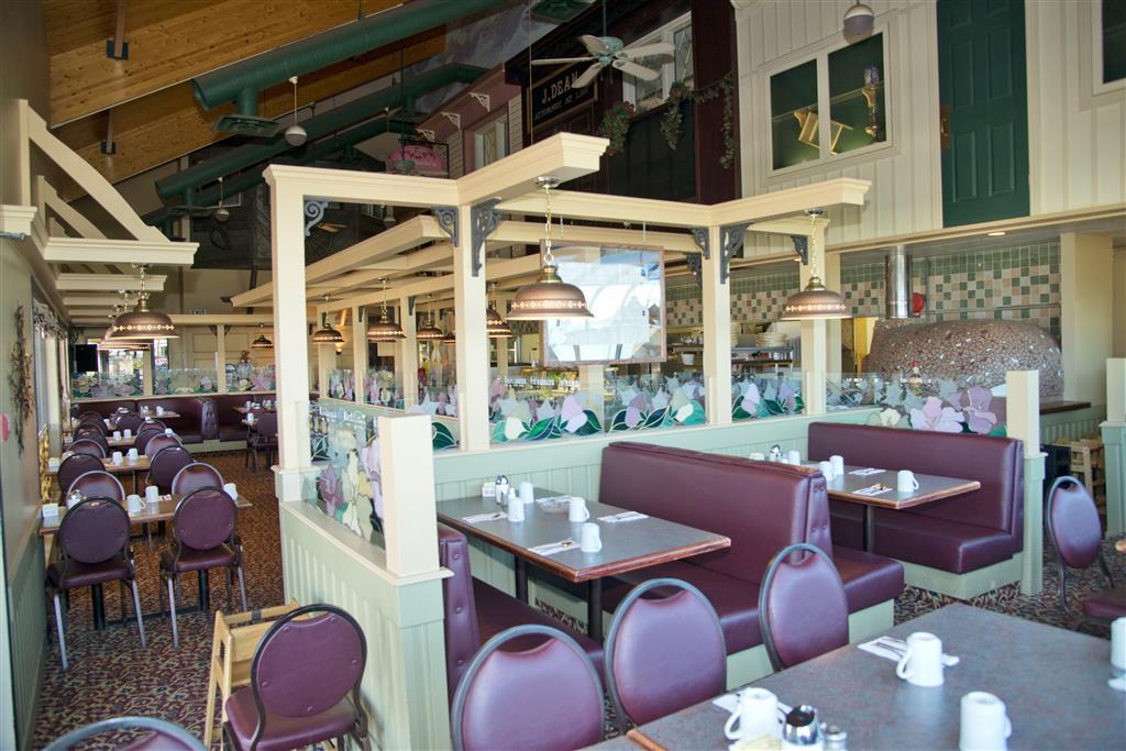 Canadas Best Value Inn Whitecourt Restaurante foto