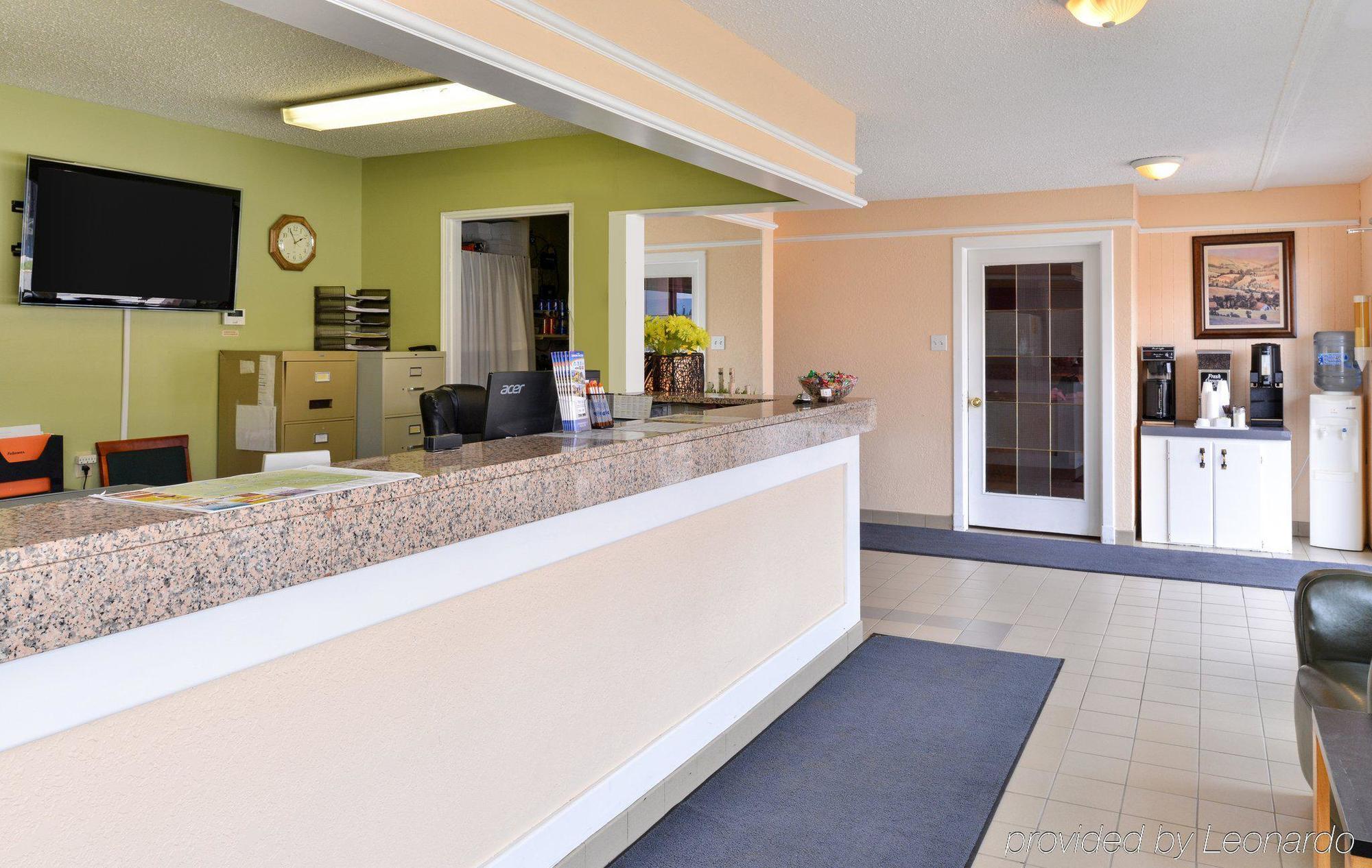 Canadas Best Value Inn Whitecourt Exterior foto