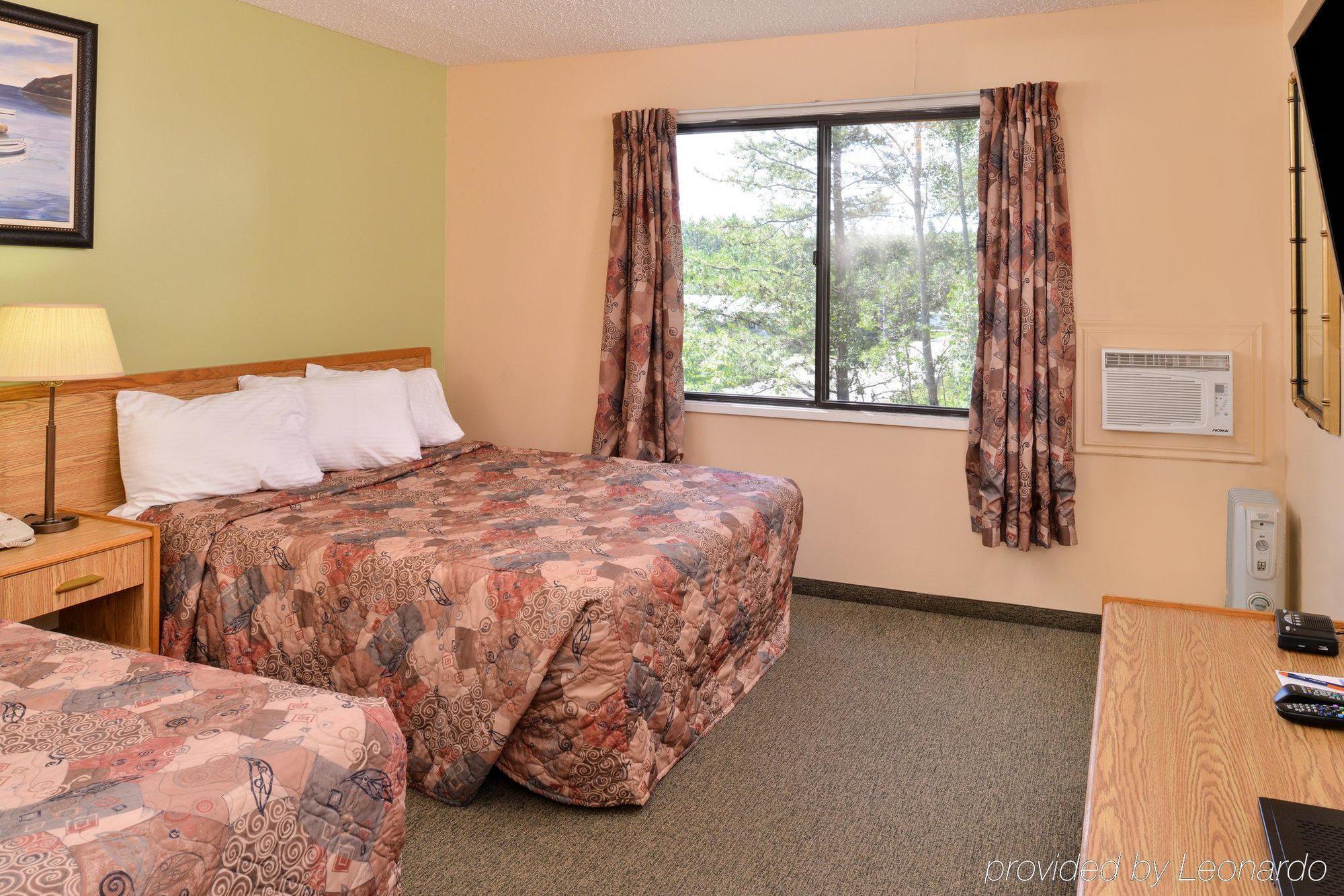 Canadas Best Value Inn Whitecourt Exterior foto